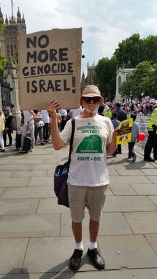 some people call me a self hatting jew! why? because im against israel's war crimes on Palestinians.
wake up people.
iraqi Jew living in NY & London