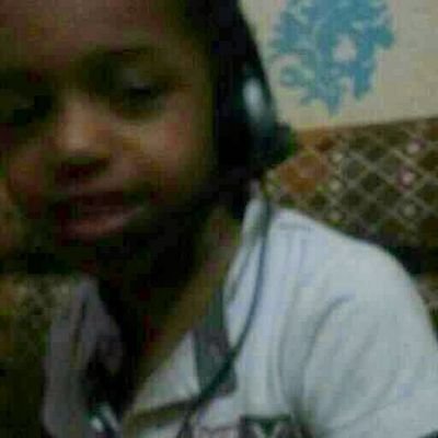 أنا من بدأت بلا أنتهاء
في مسلسل عشق النساء..
ولكنني أحببت تلك الحسناء
وعندئذ صرخت أنا الوفاء..
أذا فمن أنا
خرافة النساء..