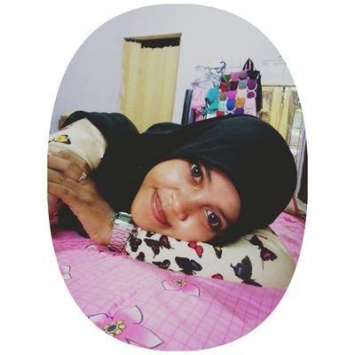Bismillah | pengen sukses dunia dan akhirat ツ |♥Allah | ♡Family | ♡04101996 | ♡IESP'14UMM