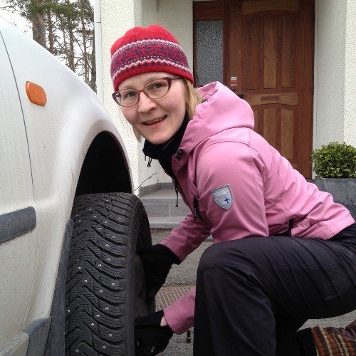 PauliinaLaitine's profile picture. Kukkia ja kasvinsuojelua vapaa-ajalla ja töissä Turvallisuus-ja kemikaalivirastossa.