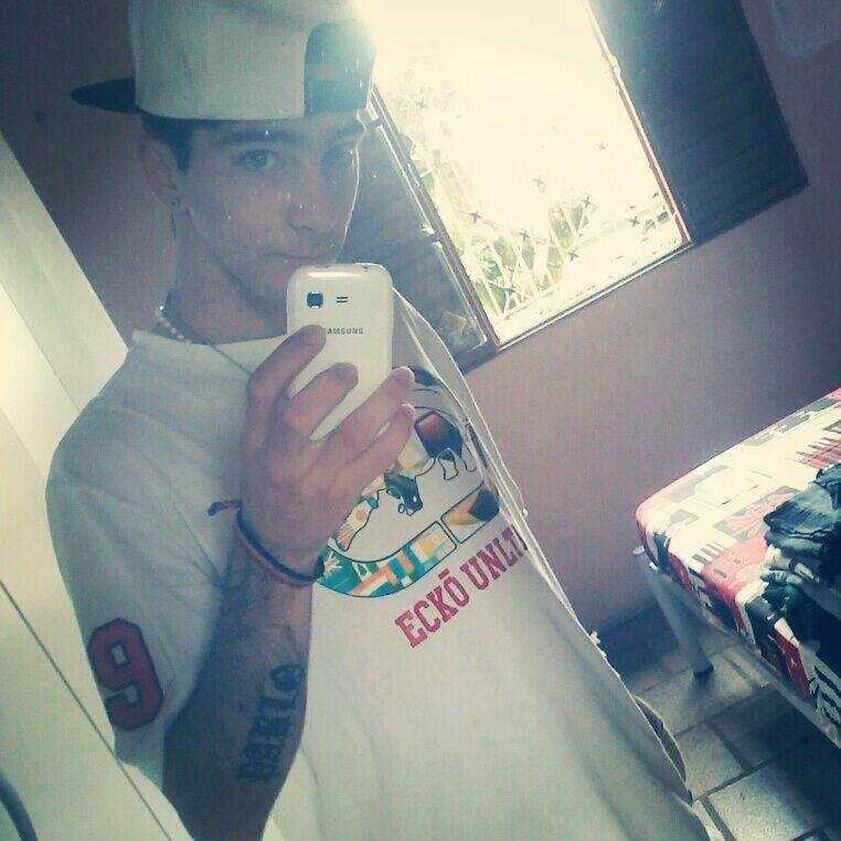 ♥ ♥ E pra te ver sorrindo eu faço o que eu puder! Obrigado por me ajudar sempre quando eu preciso. Eu te amo idiota ♥ ♥ / @tuanysouzaa