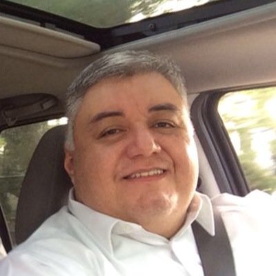 charlsmartz's profile picture. 