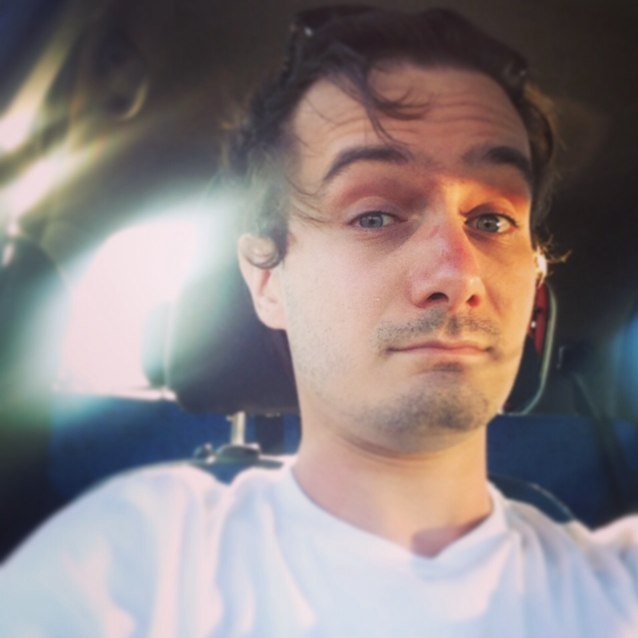 KarloLanna's profile picture. Giornalista (https://t.co/1Gk8IL6QHQ). Autore di romanzi rosa. Maniaco di serie tv. Qui solo pensieri random.