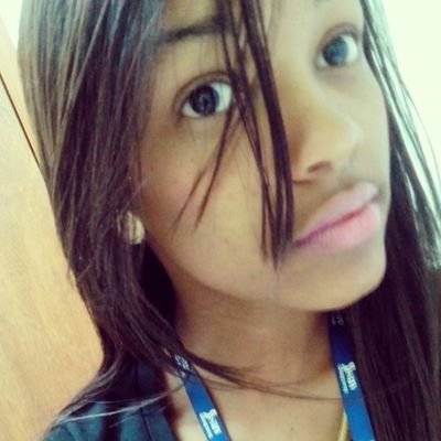 (^_^) Soy una personita Alegre, Sociable, Extrovertida en pocas palabras y de vez en cuando un poquito Loca (@_@).