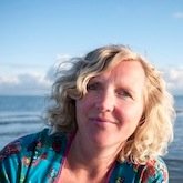 nandahuneman's profile picture. Schrijfster, schrijfdocent, schrijfcoach, stuurvrouw, meditatie-docent, waddenwandelaar