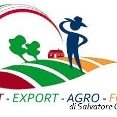 Imprenditore  di import export agroalimentare, produttore di mozzarella di bufala  e formaggi.
Agro-food import export entrepreneur, producer of buffalo mozzare