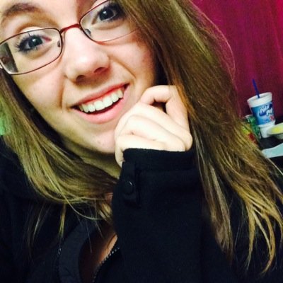 17. Senior. Dancer. Indie bands are my thing.
