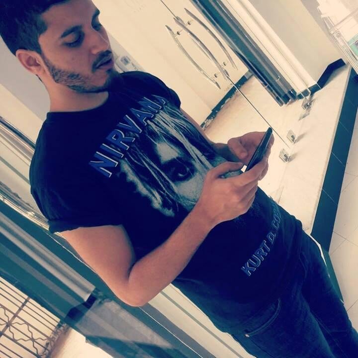 M'appelle pas mon pote t'en connais pas le sens toi qui est juste un passant garde ton forfait et n'utilise pas mon amitié pour un passe temps #Niro