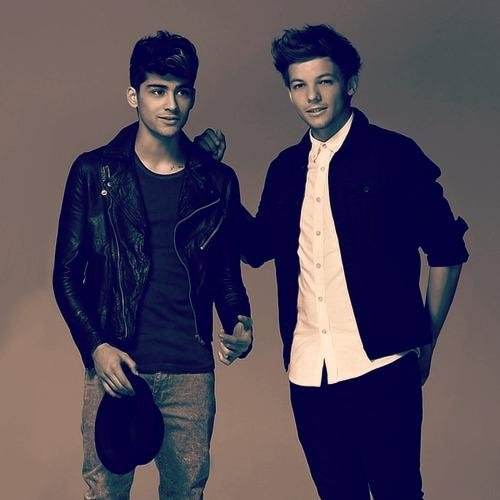 EnirikoGz's profile picture. Se cae Zayn:
Nator:Ohh mi rubia no.
Fan:Ahy mi bebe pobrecito.
Directioner:AJAJJAAJAJ por negro!!
Tus Directioners te aman negro digo Zayn