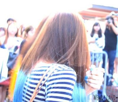 too fast to live too young to die. hit the white button and make the colour same as my hair~ oops! i mean make it blue!ㅋㅋㅋ o u o