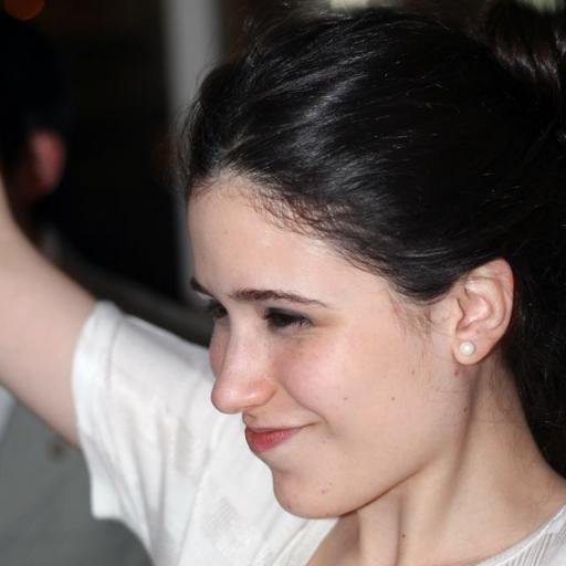 Ingeniera en Sistemas de Información, estudiante de Maestría en Ingeniería Biomédica, loca y feliz :)