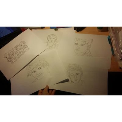 dibujosainhoa's profile picture. Soy @Ainhoasanc  || Amo dibujar || Todo puede hacerse realidad || GEMELIER || AURYNER || BRAVIOUR || MANULOVER ||