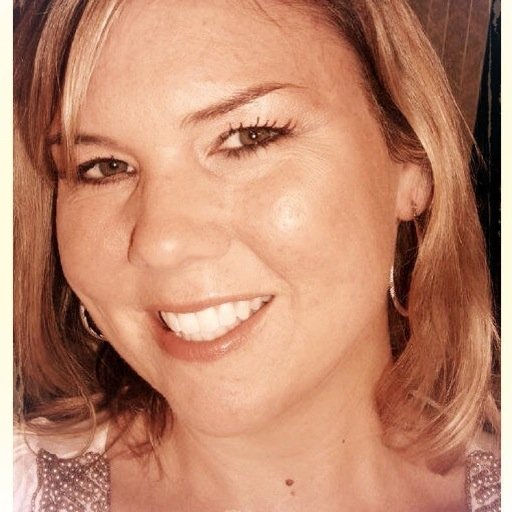 JenOwczarski's profile picture. Mom with a commitment to my community. #chompchomp🧡💙🐊             #sicembears💚💛🐻