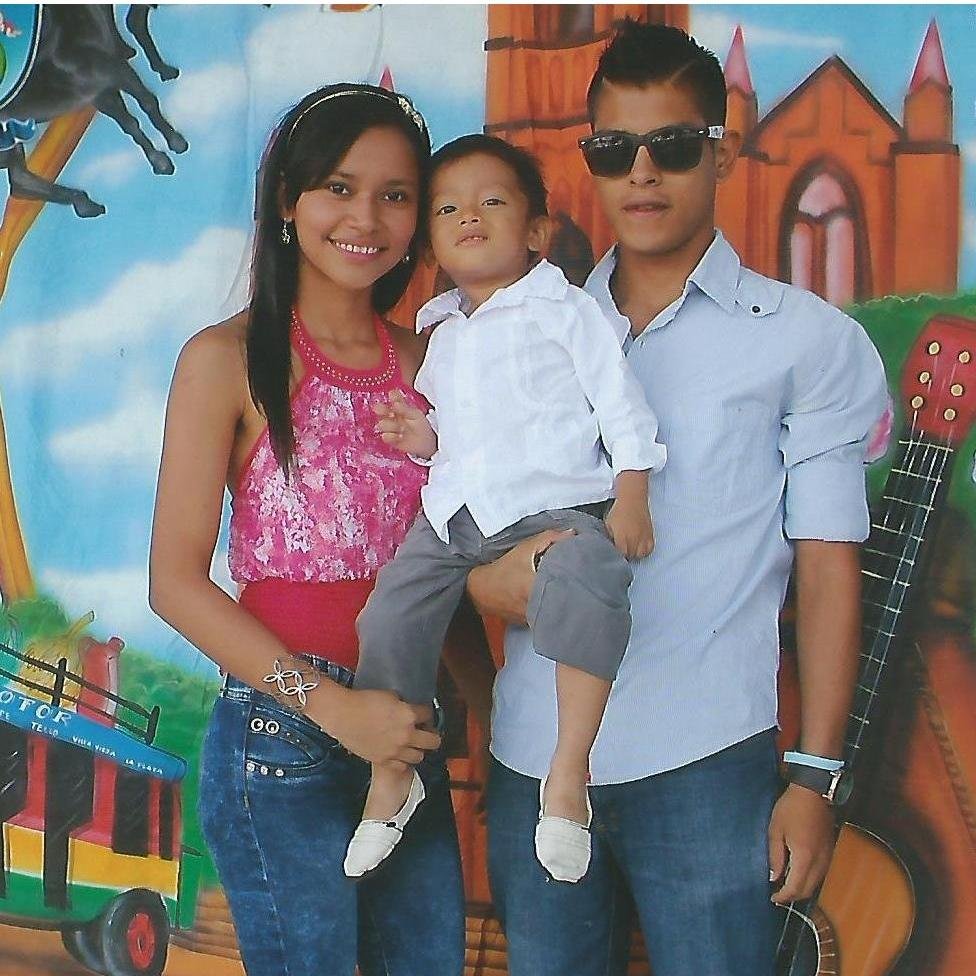 Sólo Dios sabe lo que sufrimos y lo que ocultamos. ;)