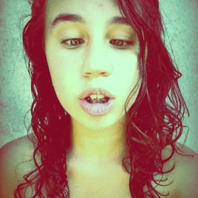 TweetDeLicorne's profile picture. suis #Unicorn de @yeahhweareyoung Follow me back ou j'unfollow.
Sur mon compte: une licorne, les trucs con de ma vie et des trucs funny :D