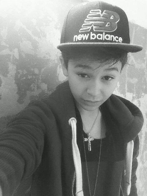 I love leondre and charlie forever ur amazing and I am hopeful that u will follow me please make my dreams come true xx