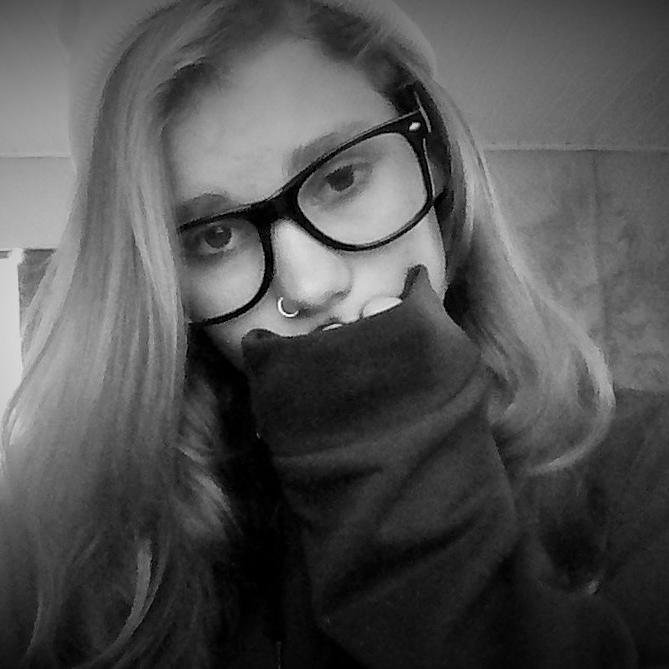 Amoor, vim dizer que tu e muito importante p mim, e que qtu pode contar sempre cmg, vo ta sempre ao teu lado ptç, TE AMO A FUUUH ♡ tmj // Bia aki