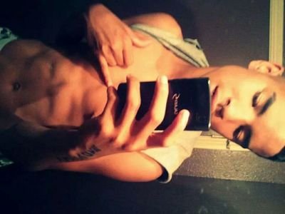 YungJawsh's profile picture. Im a young nigga tryna make it in the game, aint got no help so im tryna do it on my own u feel me, if u ever wanna make a track wit me holla at ya boy!