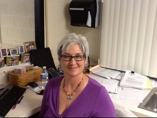 Wife, mom, teacher, reader & baseball lover