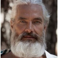 Θείος Μίλτος (@o_8eios_miltos) 's Twitter Profile