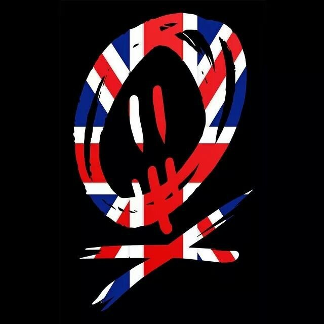 Don't follow me if you get easily offended. Poet//Artist//Vegetarian//Guitarist