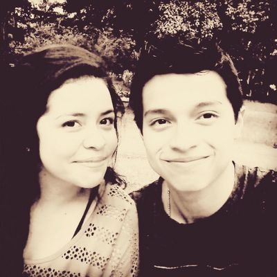 Un Año, un añote en el que nos ha pasado casi todo, la hemos pasado tan bien, y todo ha sido juntos ♥ Gracias por este añote. Te Amo -K.