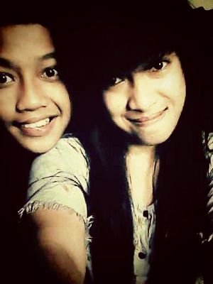 01-07-14 . 
ku sayangkii :* 
nur azizah aziz . :*