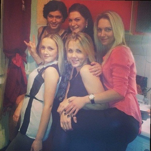 nosenoann's profile picture. proud mommy of 2, social arbiter, wine freak