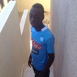 AlliasYao's profile picture. même si le lion a perdu sa couronne il change jamais sa façon de marcher