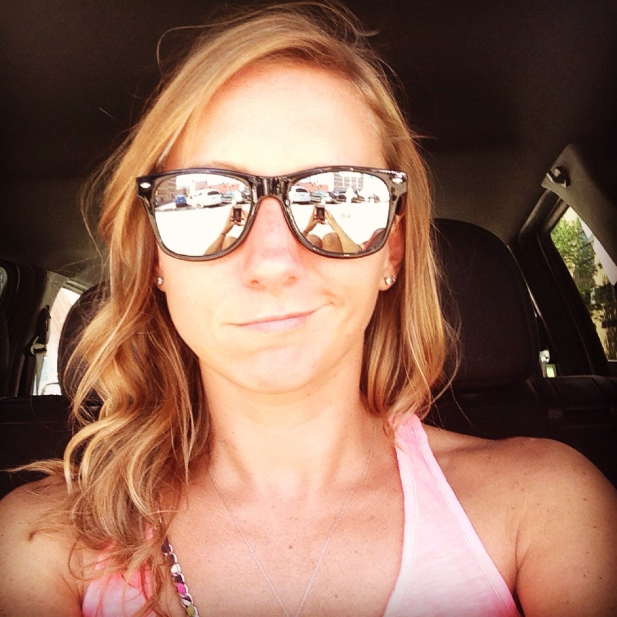 Havin' fun & lovin' life. A die hard Spartan & Detroit lover. A provider of digital marketing and healthy living. Running & working out are my therapy.