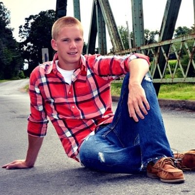 dustinjames_03's profile picture. 