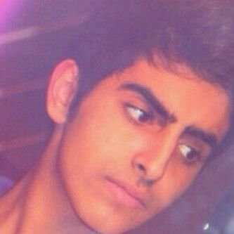 آناا كاتبه وعمري 17 وبعد فترة راح انشر اول كتاب لي .