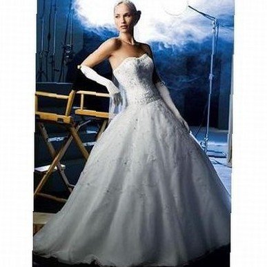 ejuponuzav's profile picture. parent, social collector, wine adorer