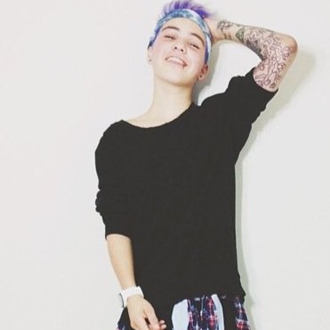 My real account is @pottorff_bae69 (if you follow my real account i would mute me i spam hardcore) congrats on getting a sam pottorff follow❤️