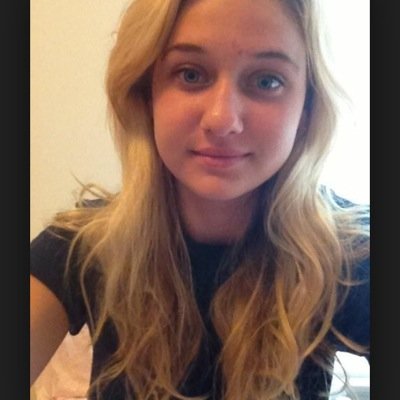 karenespinosa67's profile picture. 