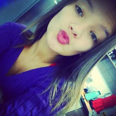 ''Momentos bons e ruins fazem parte da vida . A diferença é que um marca e o outro ensina ! ''