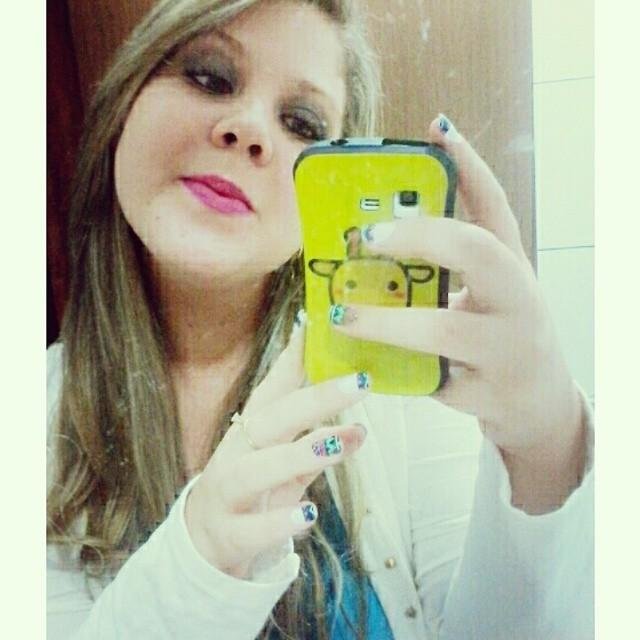 Viver e não ter a vergonha de ser feliz!