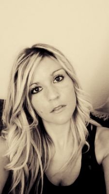 eva007eva's profile picture. 