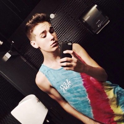 Follow @enjoyjacob


 ask for fb