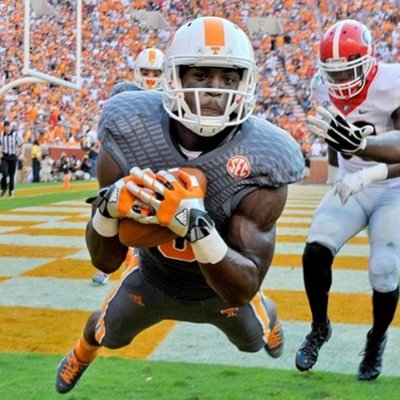 #Followback #Followtrain #NFL #CollegeFootball #CollegeBasketball #NBA #NHL #NFB. I always followback.