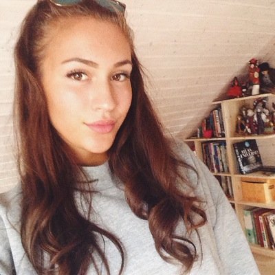 insta - natashazotchev