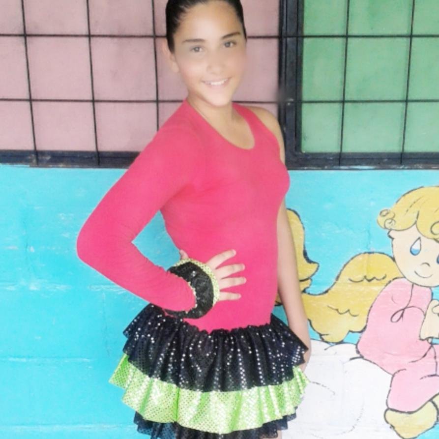 nicole_mm2002's profile picture. 