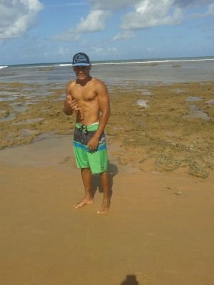 Muitos sabem quem sou, más poucos me conhecem.
