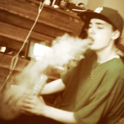 -Smoke Kush
-Get Money
-Follow Me
