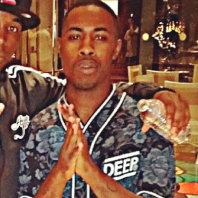 Cuzzo Squad ™
http://t.co/PlQXCBtX
follow the @squad5150
