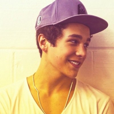 Follow me and I follow(: Vamos Freseros:*