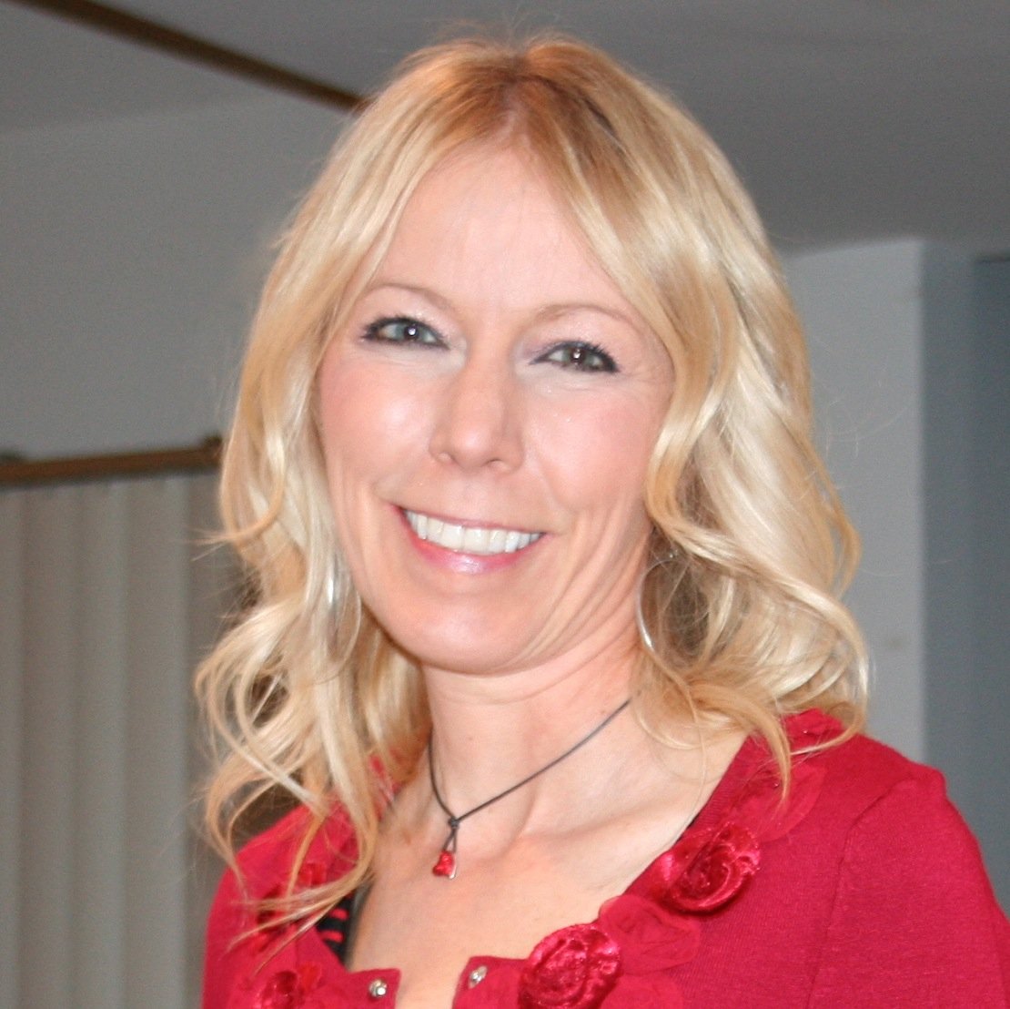 MostlyRocknRoll's profile picture. Veterinarian, producer of Mostly Rock 'n Roll TV show, author of When You Have to Say Goodbye:Loving and Letting Go of your Pet