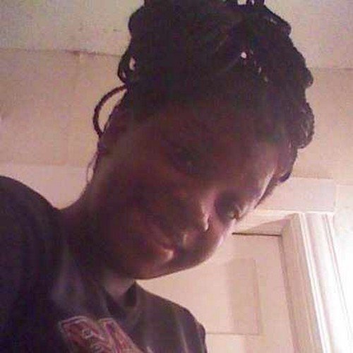 thabest_khia's profile picture. SINGLE ..Why i lurkin dont blame u