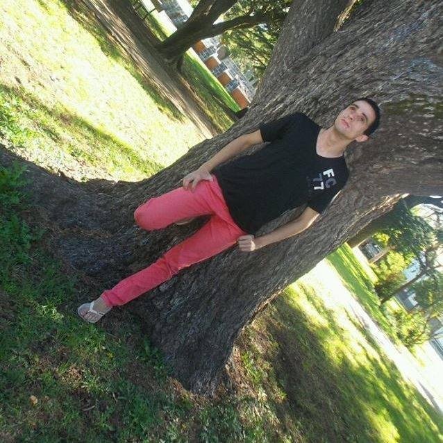 HectoLuciano's profile picture. 