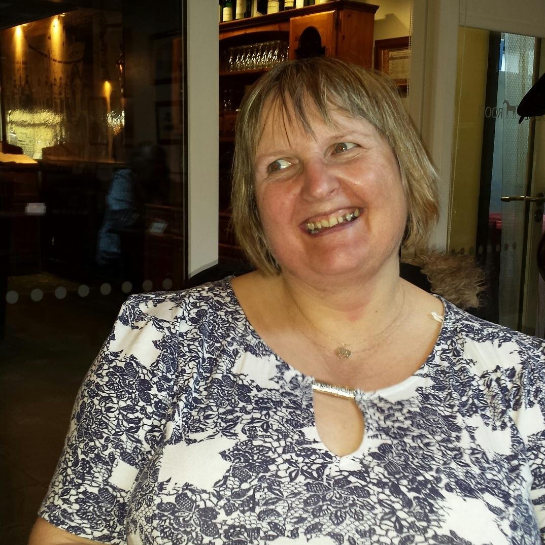 mothehatter's profile picture. Luton Town Supporter, mum to Kev, Kris and Shaun ( and Sammi, Baby and Splodge !! ), wife of Kevin. Owner of Helping Hands Office Services